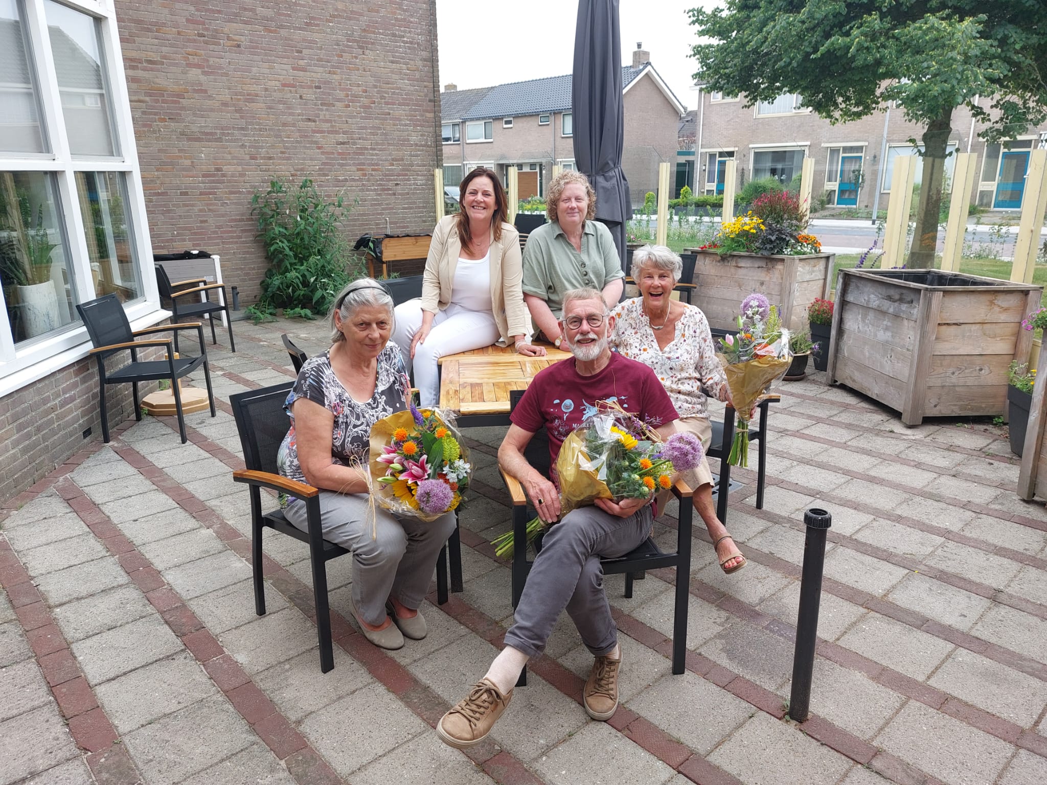 Op 22 juni werd in Kapellehof het tuinmeubilair gepresenteerd
