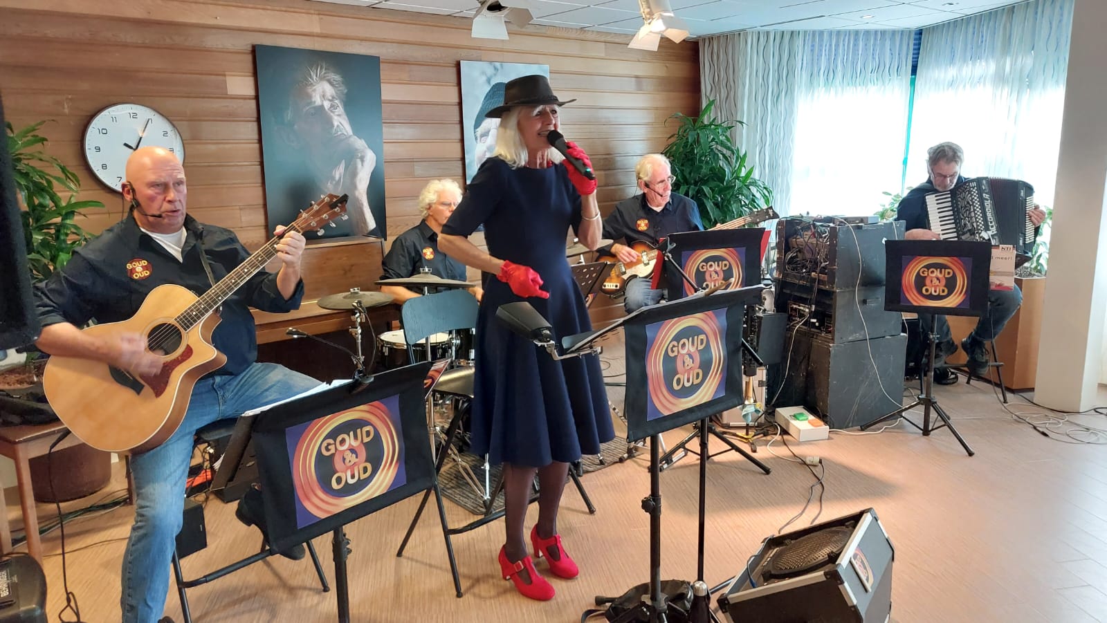 Goud&Oud gaven op 6 november een sfeervol optreden in Lelypark